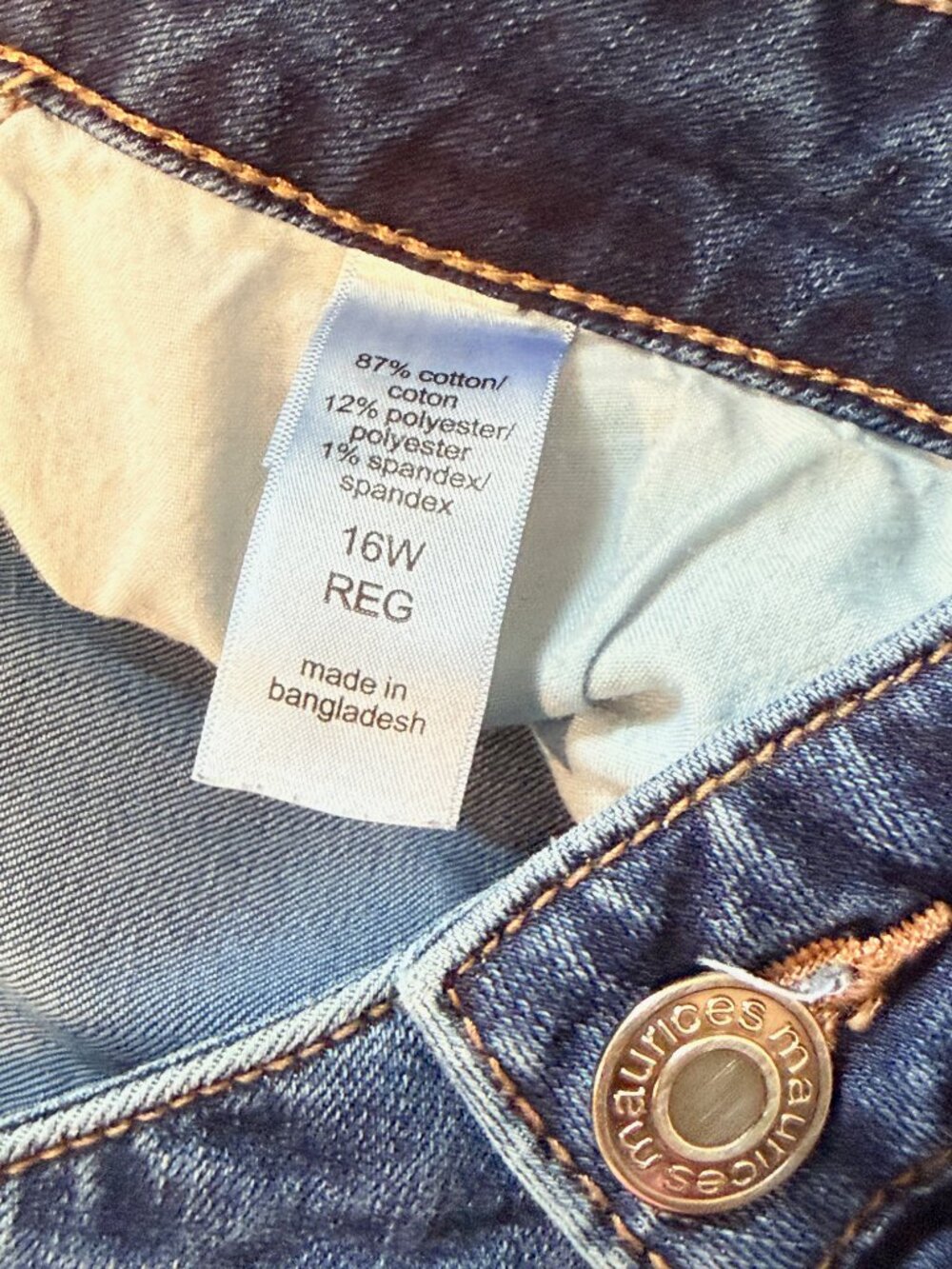 Maurices M Jeans Midrise Size 16 Medium Blue Stretch Straight Leg - Picture 2 of 3